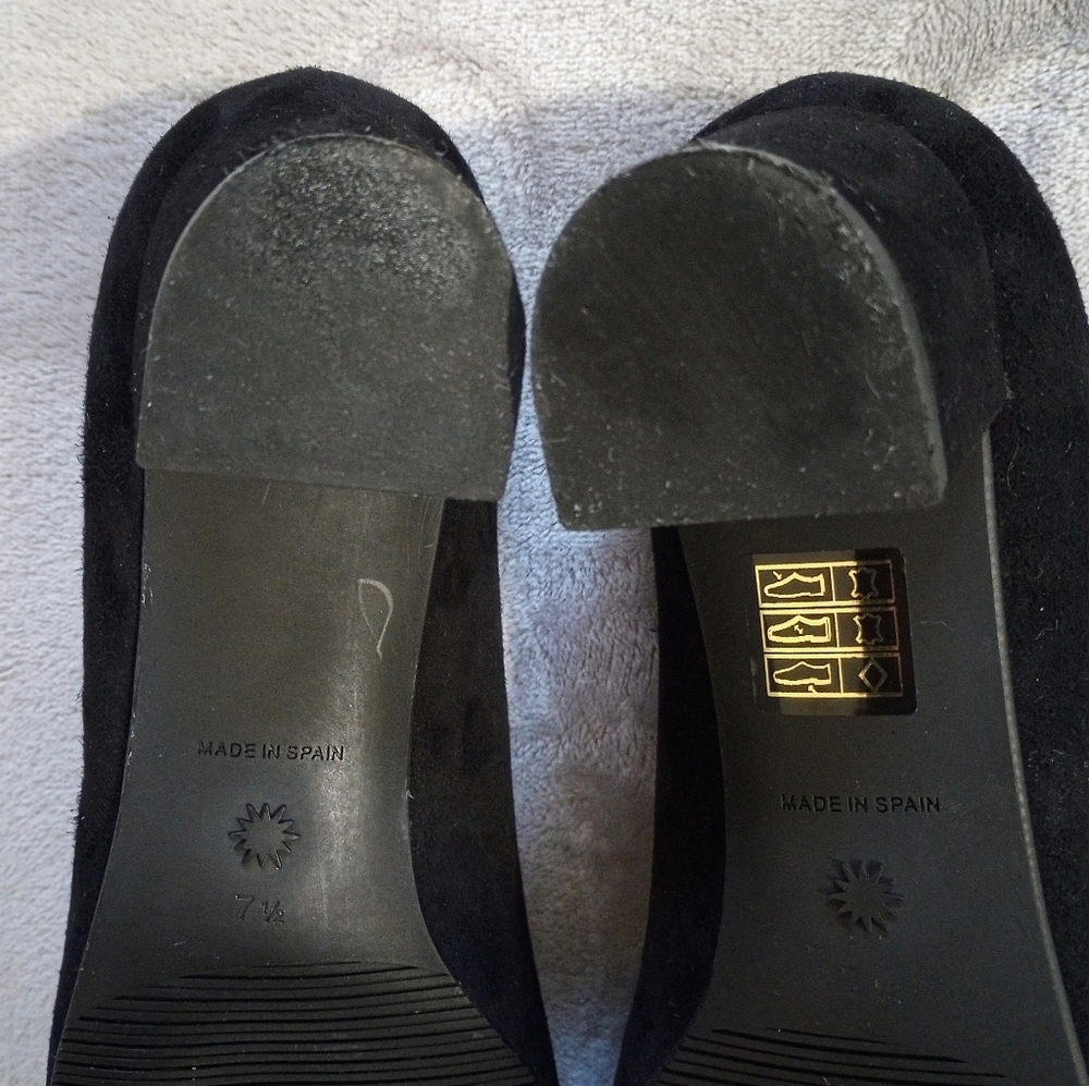 Stuart Weitzman Black Suede Low Heel Block Heel Pumps 7.5 - Picture 9 of 10
